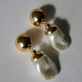 Pearl Drop Earring