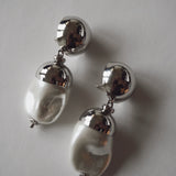 Pearl Drop Earring