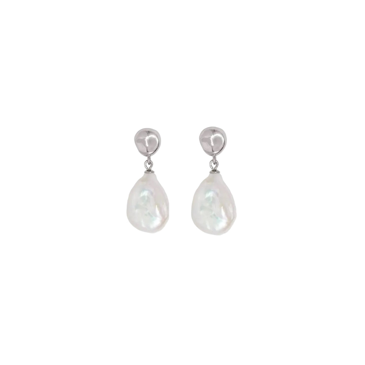 Dainty Baroque Pearl Earring